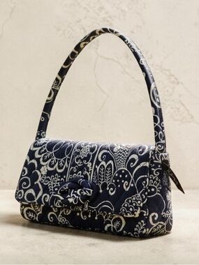 EUC! Vera Bradley Quilted Navy and White Shoulder Bag